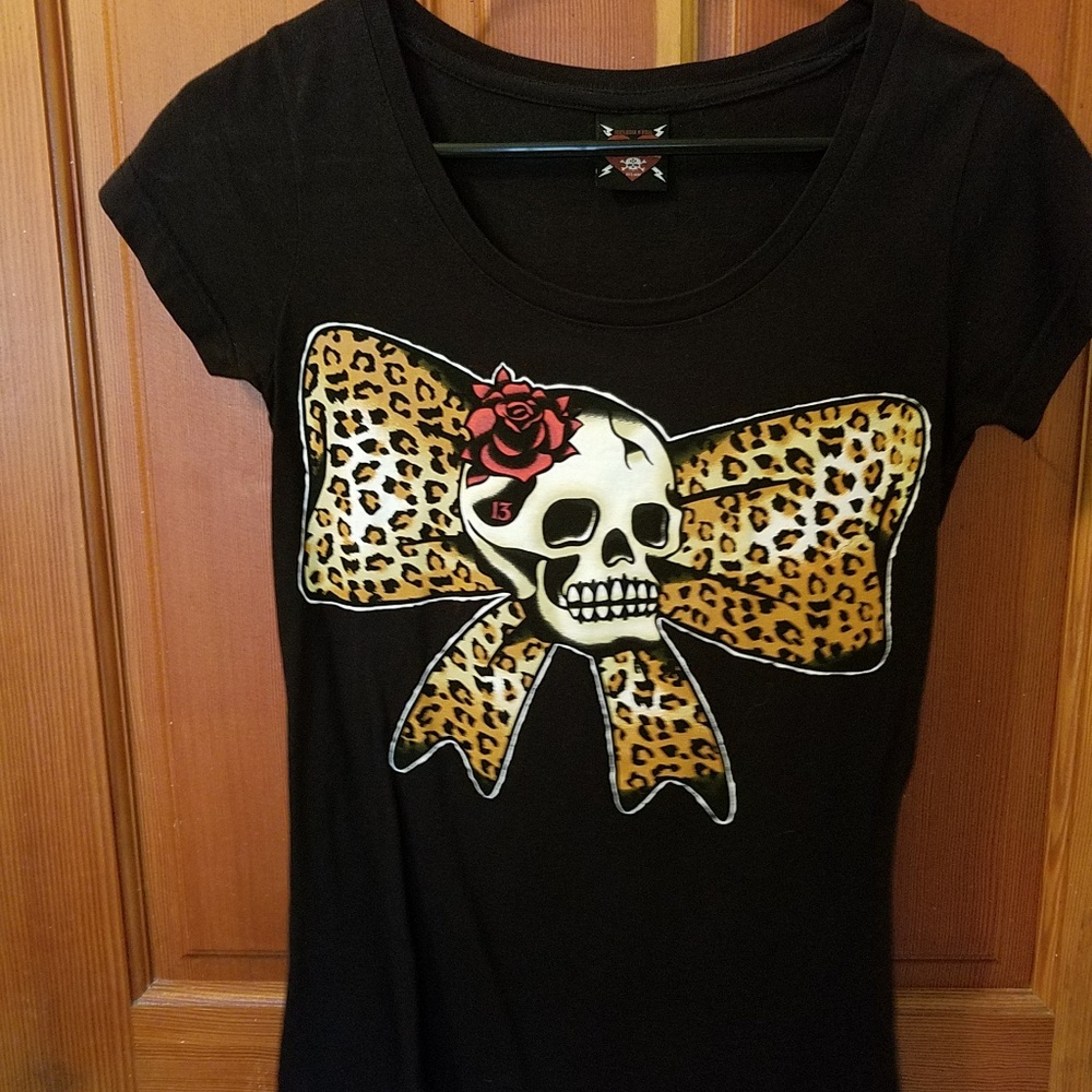 Lucky 13 leopard bow skull tee